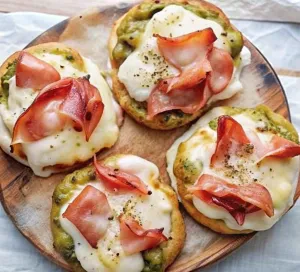 Image of Mozzarella, Ham & Pesto Pizzas