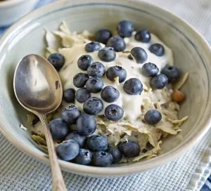 Image of Pear & Blueberry Breakfast Bowl